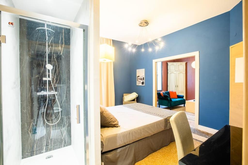 La Suite 2 Pieces Lit Queen Size Entree Privee 尼姆 外观 照片